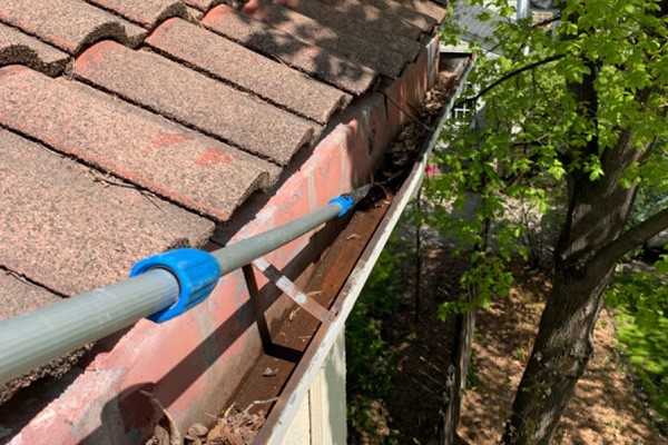 Gutter Cleaning Services