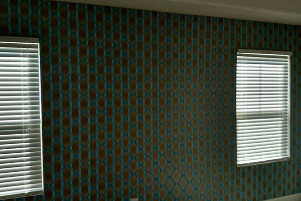 Installation Wall Covering