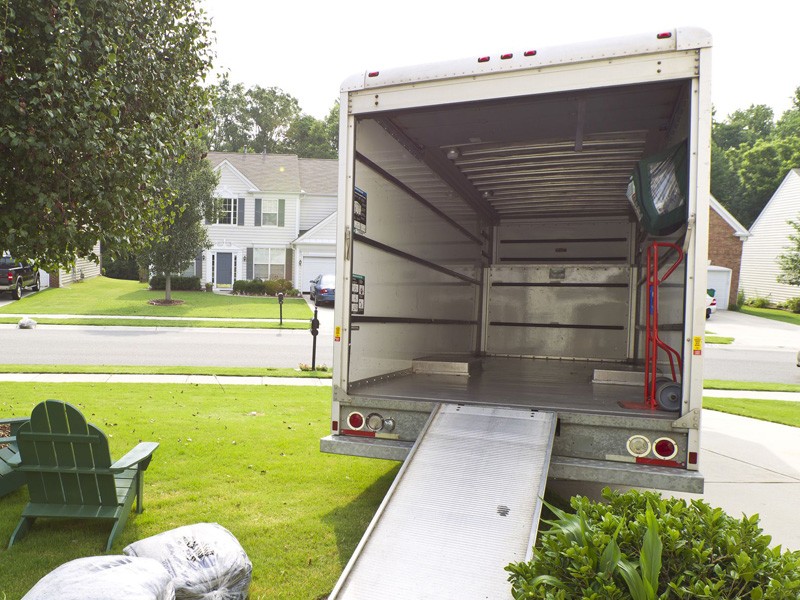 Here are some reasons for hiring our moving services
