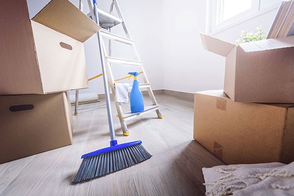 Move-In/Out Cleaning Service