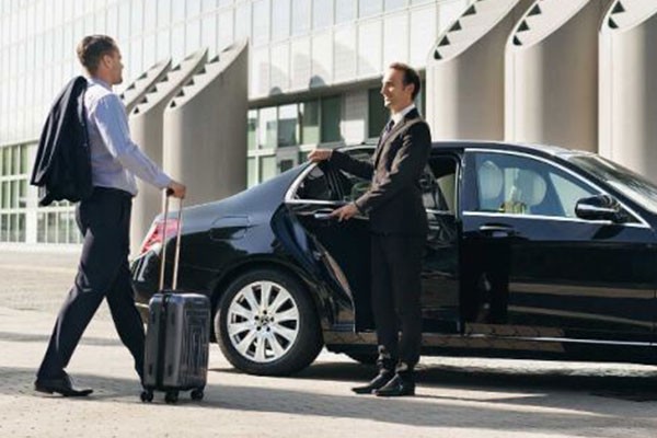 Car Service to Airport San Diego County CA
