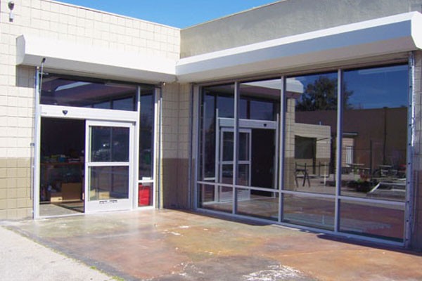 Storefront Glass Repair In Lake Mary FL