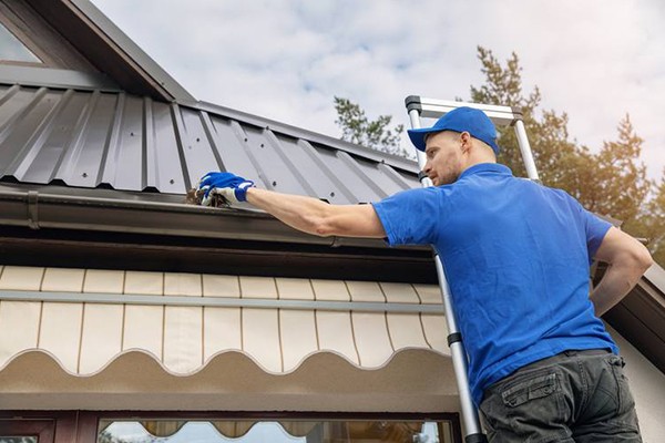 Gutter Cleaning Lake Mary FL