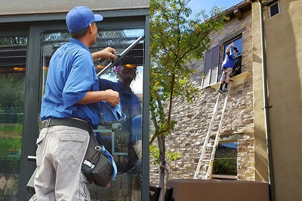 Commercial Window Cleaner